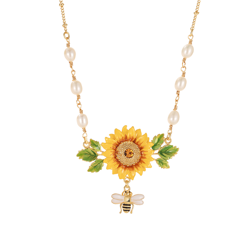 18K Light Luxury Liche Bees Sunflower Sweet Flowers Necklace