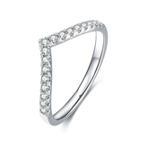 DEDEJILL V-Shaped S925 Silver Platinum-Plated Moissanite Ring