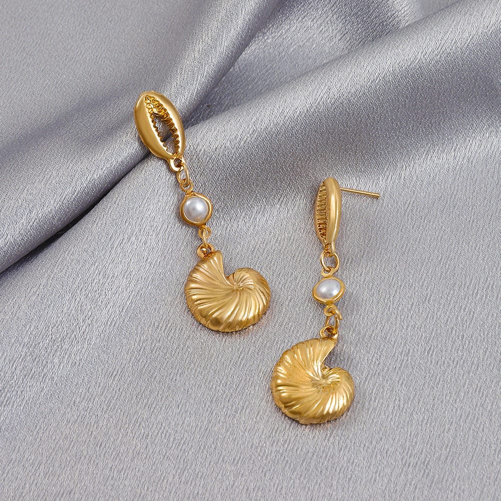 Boho Pearl Charm Metallic Conch Shell Earrings