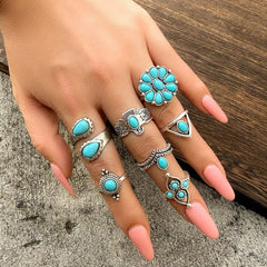 Chic 7 Pieces Antique Silver Embossed Pattern Turquoise Ring Set