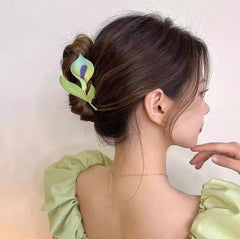 Chic Calla Lily Chignon Claw Clip Hair Clip