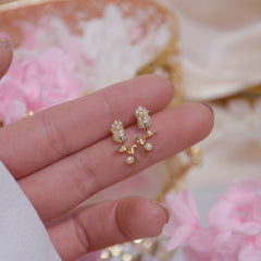 Chic Pearl Inlaid Crystal Tulip Earrings