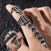 Gothic Dark Nail Finger Armor Movable Scorpion Ring