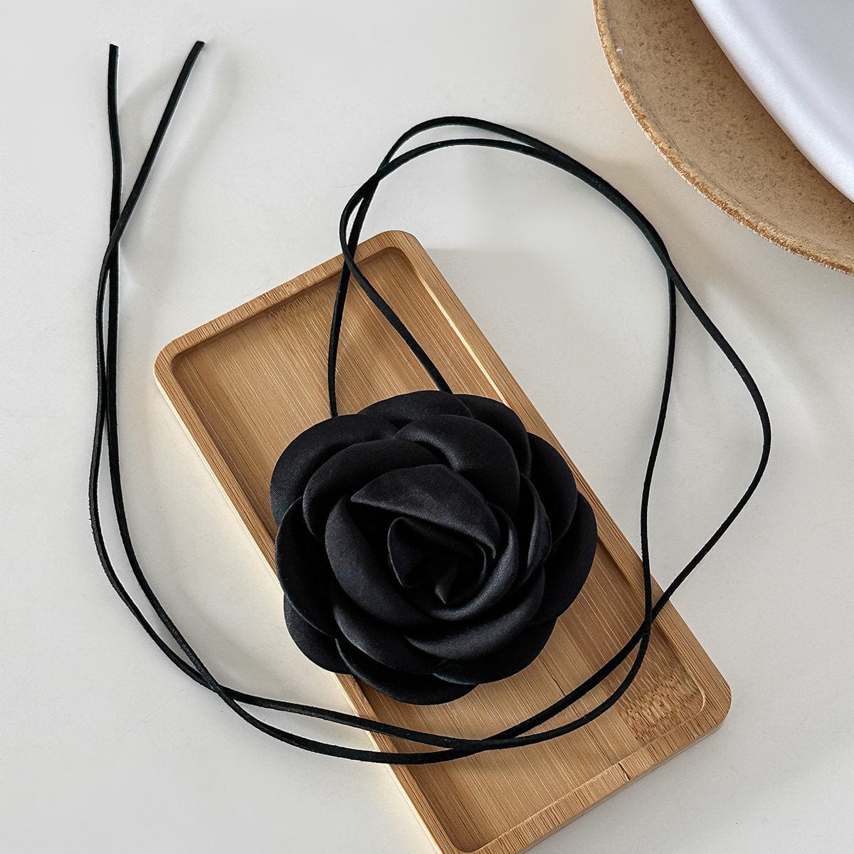 Trendy Satin Texture Flower Velvet Cord String Necklace