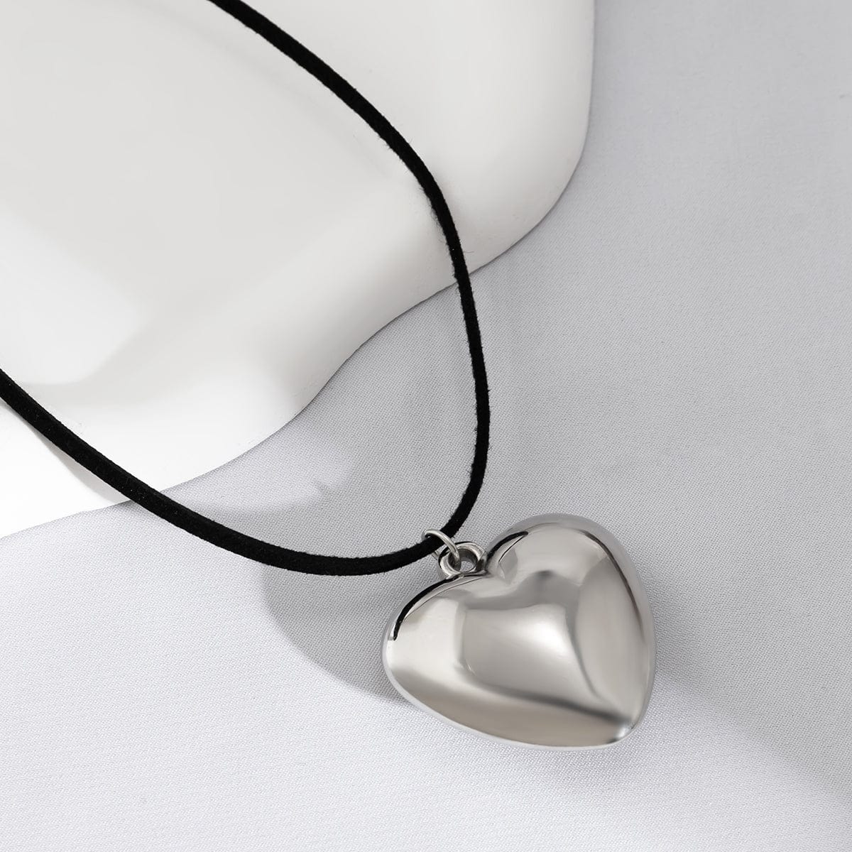 Velvet Cord String Heart Pendant Necklace