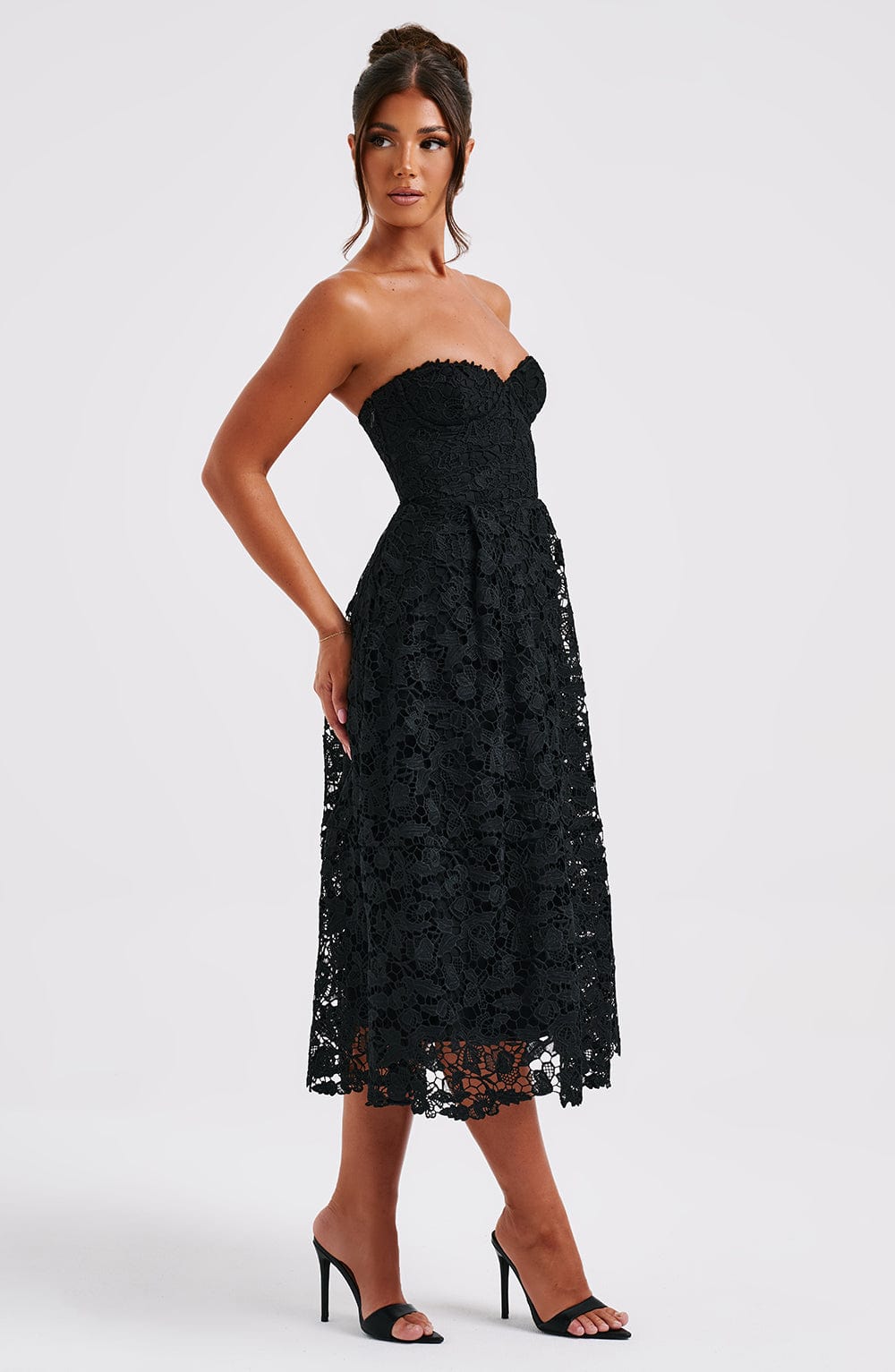 Ishani Midikleid - Schwarz