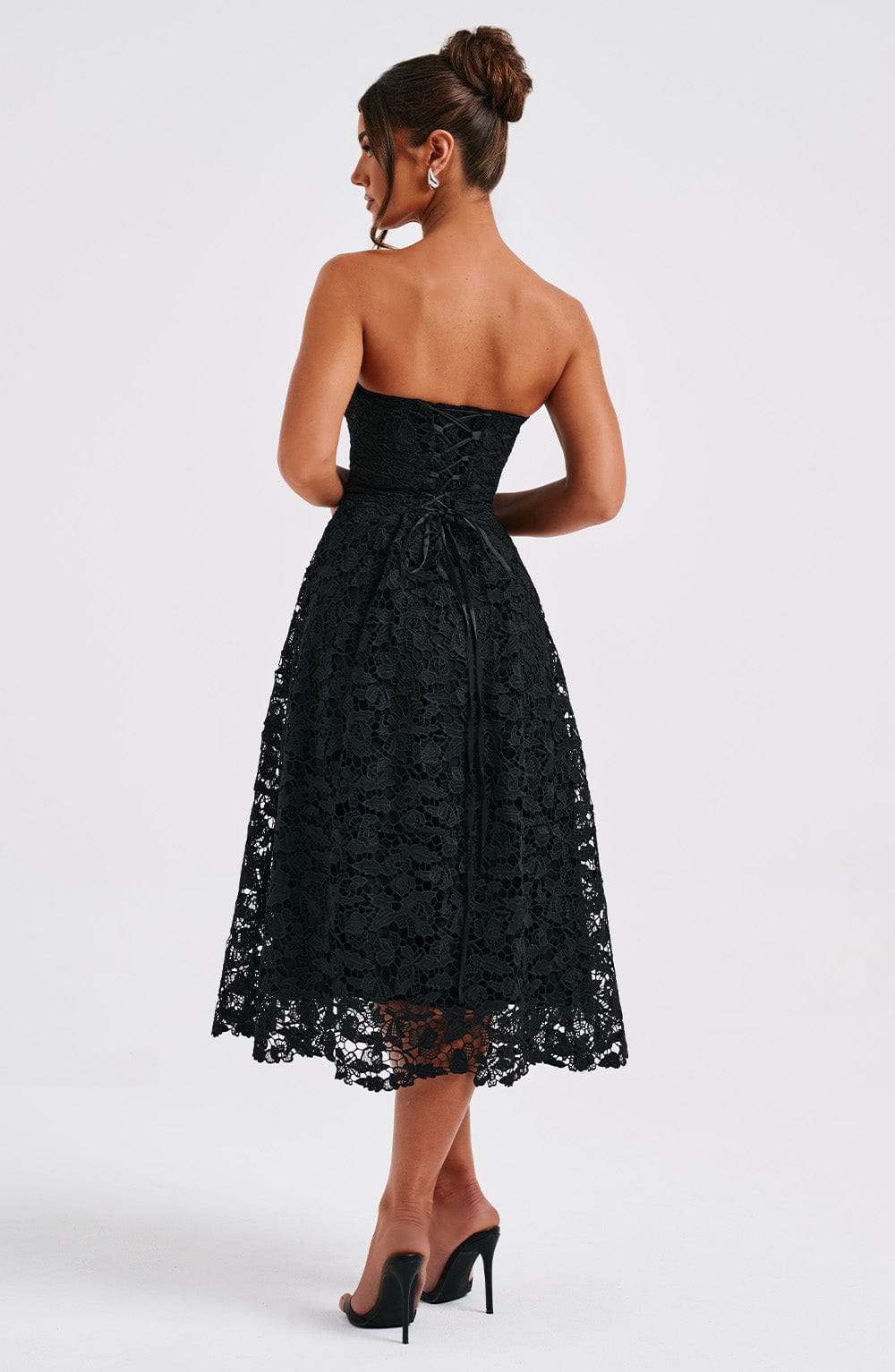 Ishani Midikleid - Schwarz