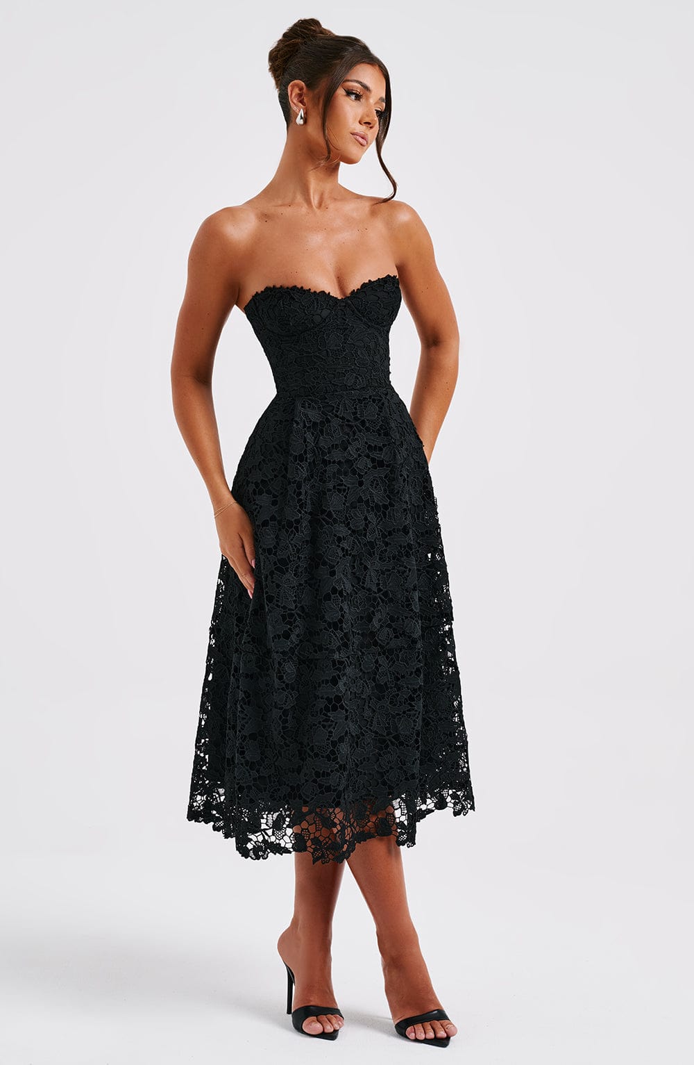 Ishani Midikleid - Schwarz