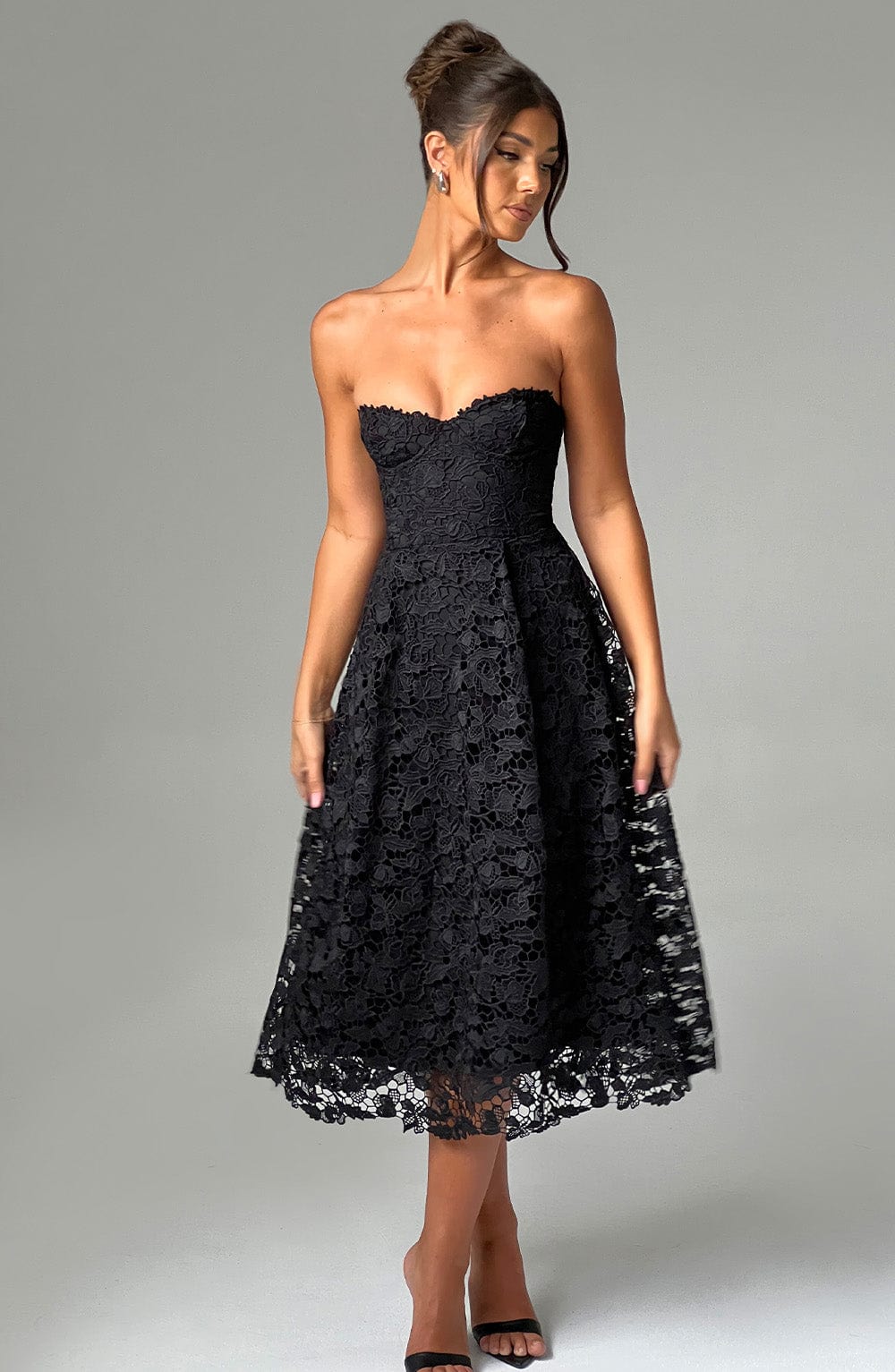 Ishani Midikleid - Schwarz