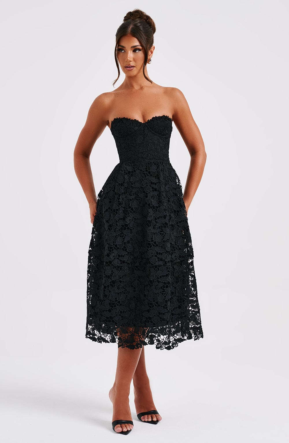 Ishani Midikleid - Schwarz
