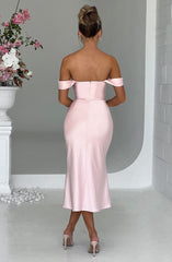 Jennifer Midikleid - Blush
