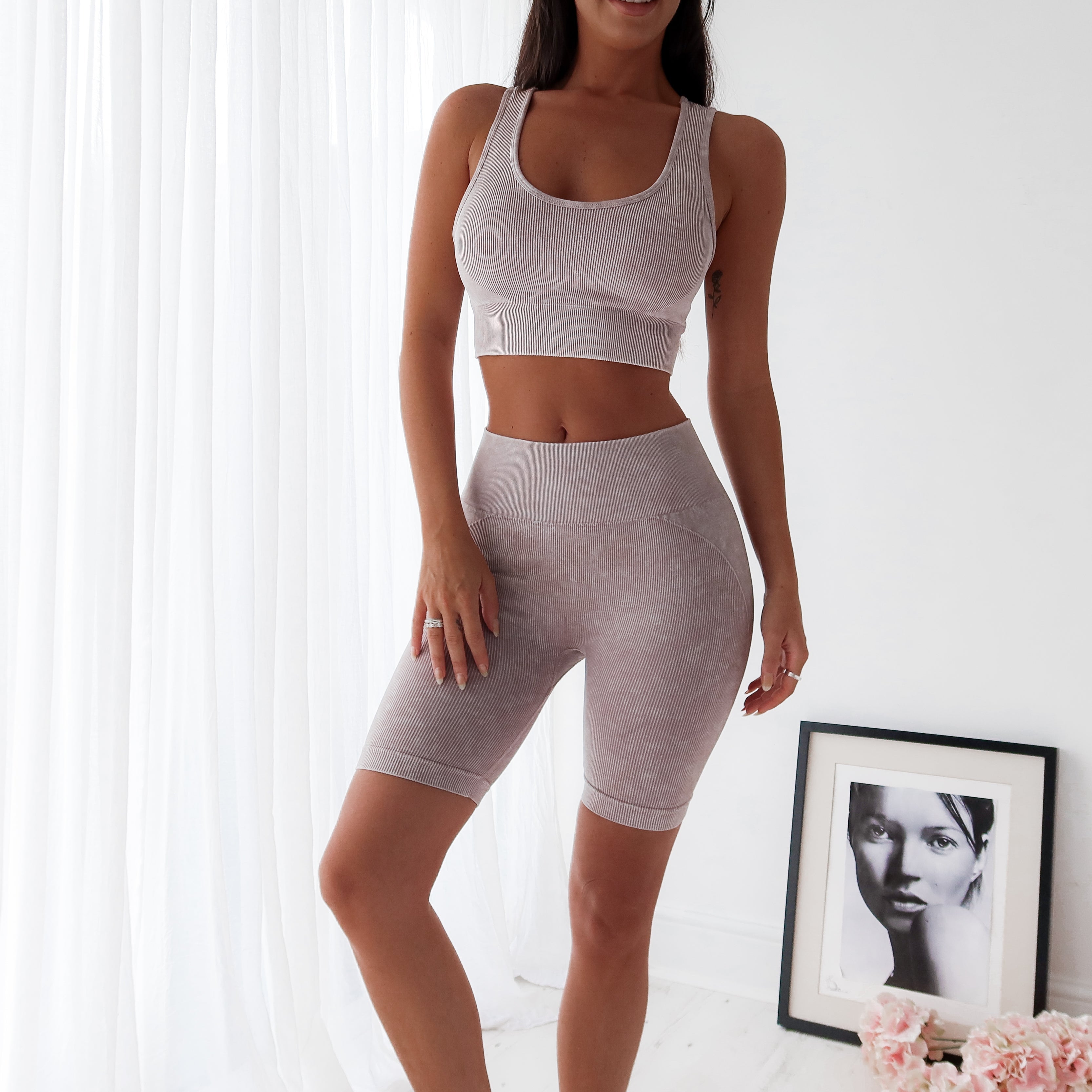 Seamless Ribbed Sports Bra- Iris