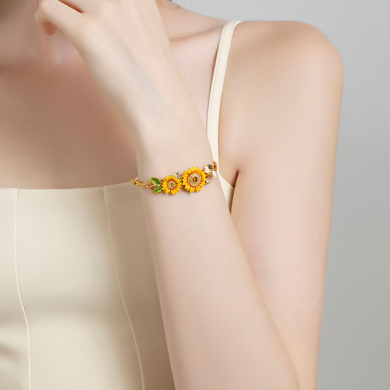 18K Luxury Sweet Bee Sunflower Flowers Enamel Bracelet
