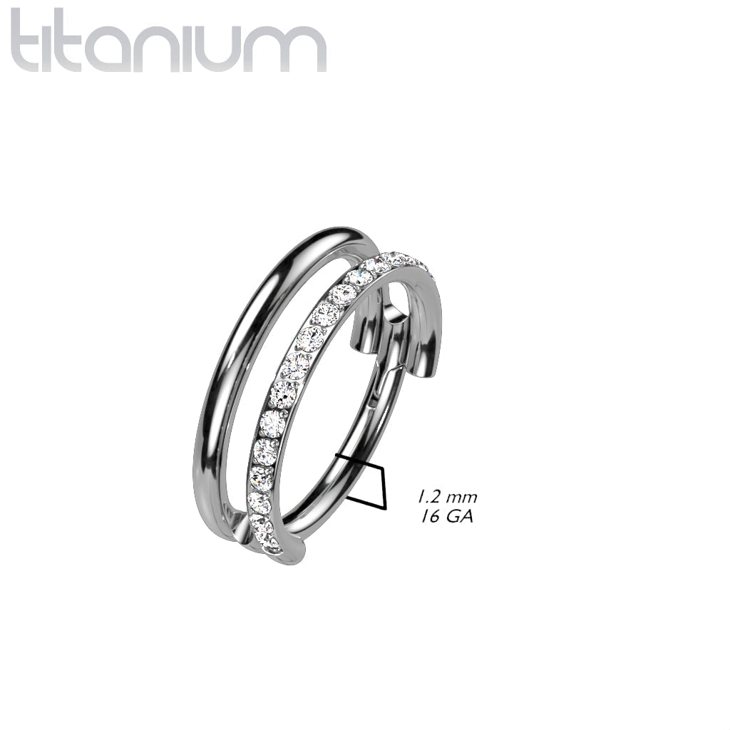 Titan im Implantat-Qualität, schwarze PVD-Beschichtung, Doppelring, weißer Zirkonia, Pavé-Fassung, Klappclicker