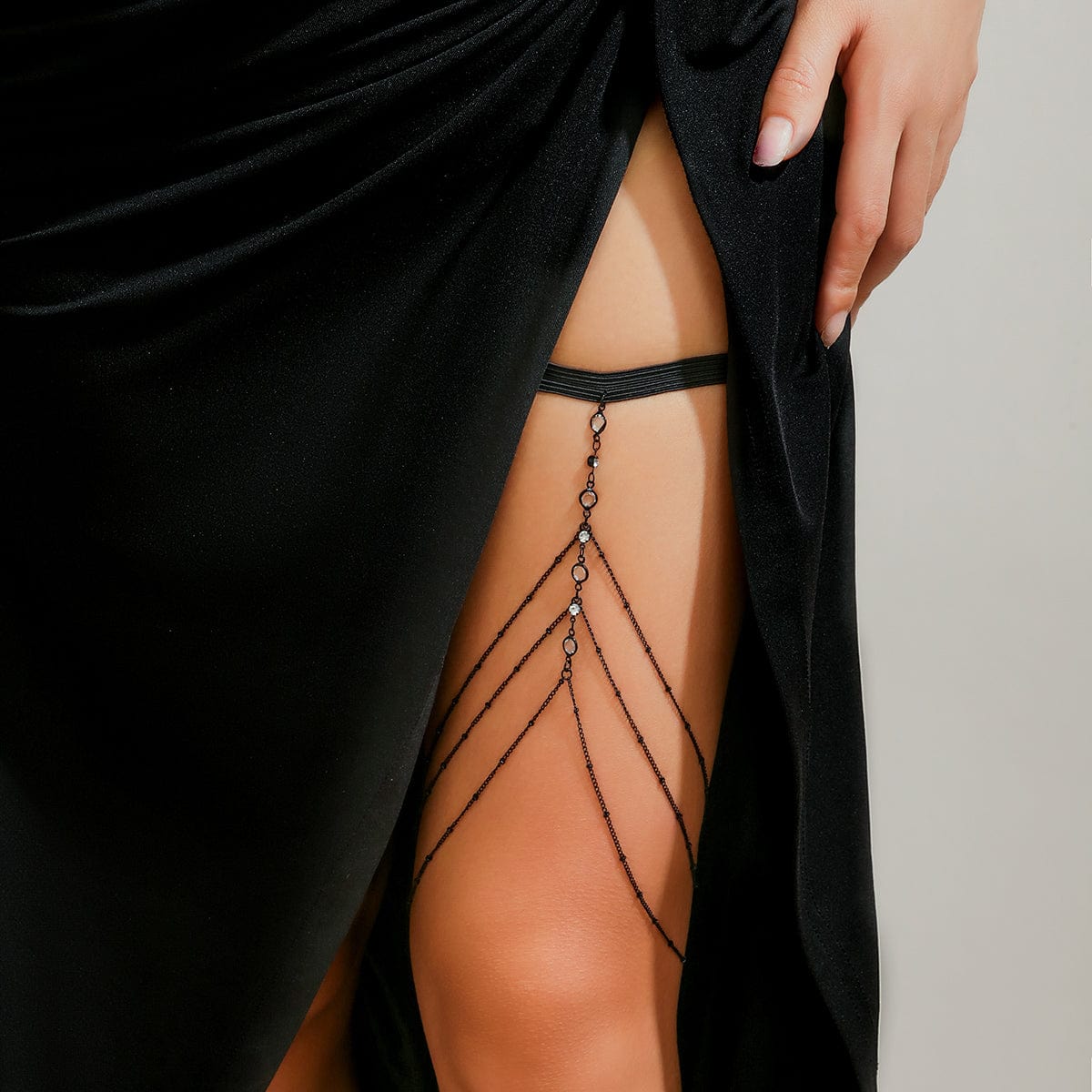 Boho Layering Rhinestone Inlaid Elastic Saturn Thigh Leg Chain