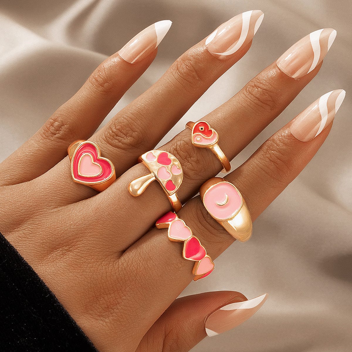 Chic 5 Pieces Pink Enamel Heart Ring Set