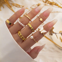 Chic 8 Pieces Butterfly Pearl Charm Stackable Ring Set