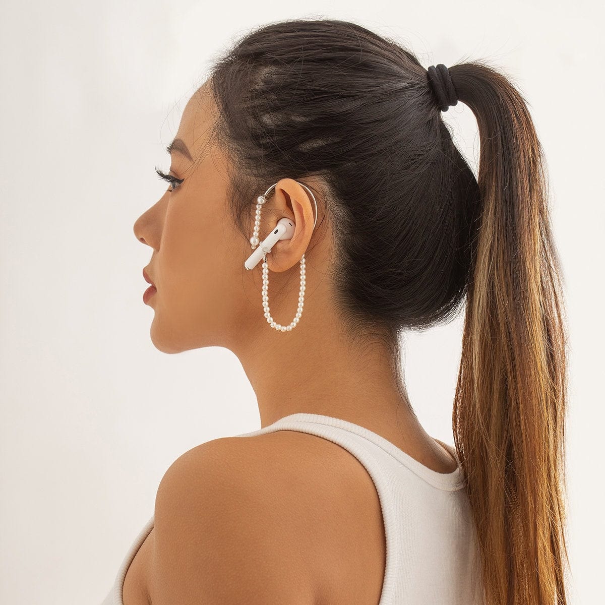 Chic Anti-lost Wireless AirPods Earphone Ear Wrap Pearl Chain Earrings