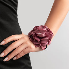 Chic Colorful Silk Flower Velvet Bracelet