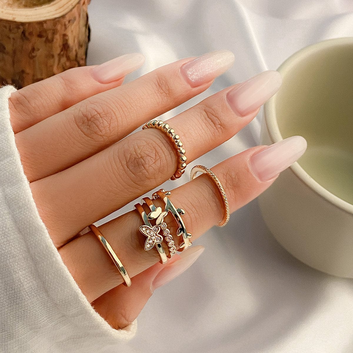 Chic CZ Inlaid Butterfly Ring Set