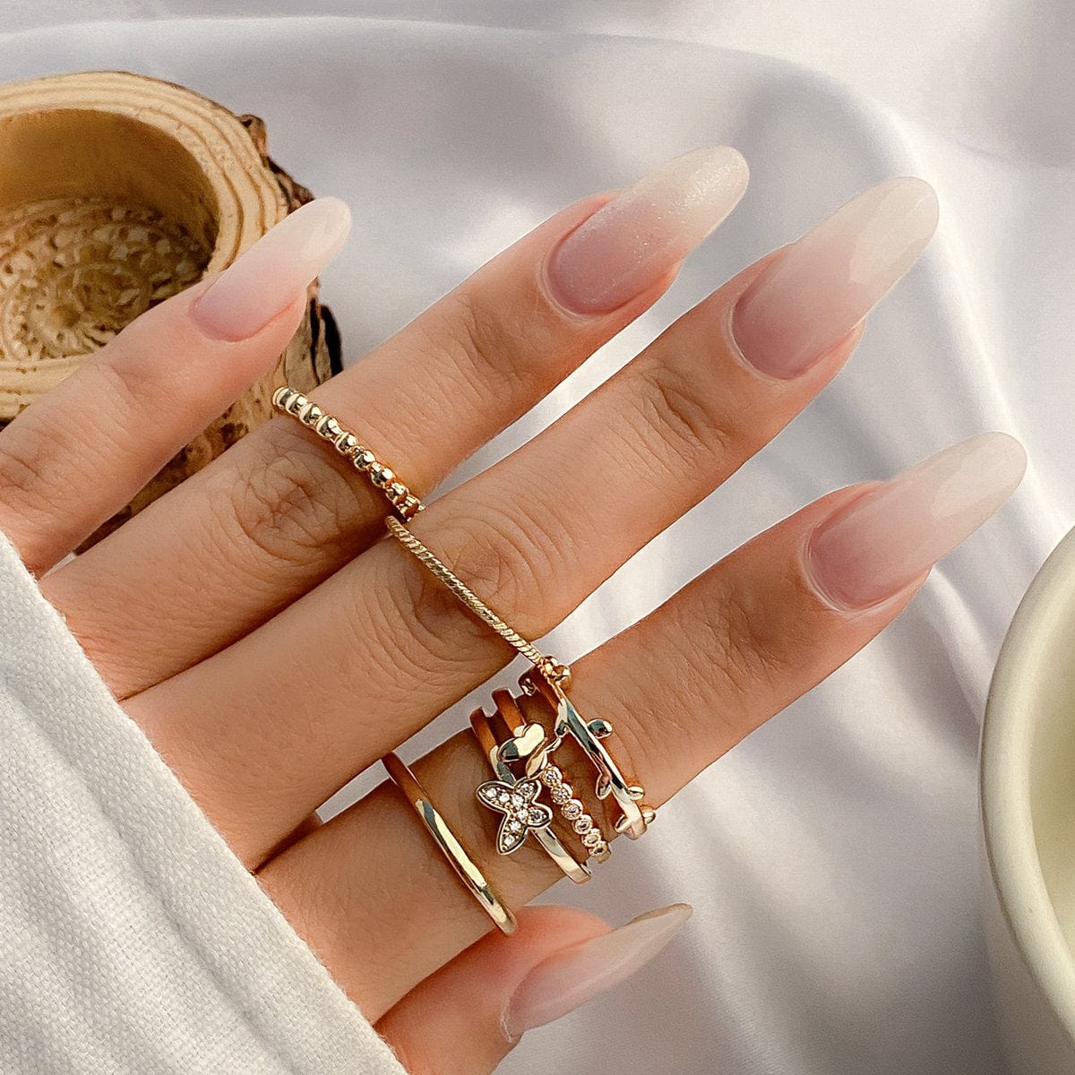 Chic CZ Inlaid Butterfly Ring Set