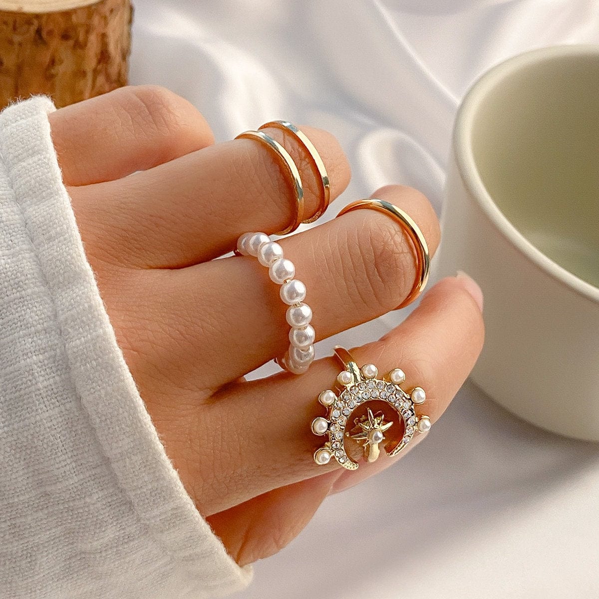 Chic CZ Inlaid Moonphase Star Pearl Ring Set