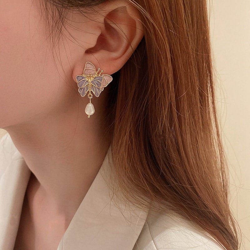 Chic Enamel Butterfly Dangling Pearl Earrings