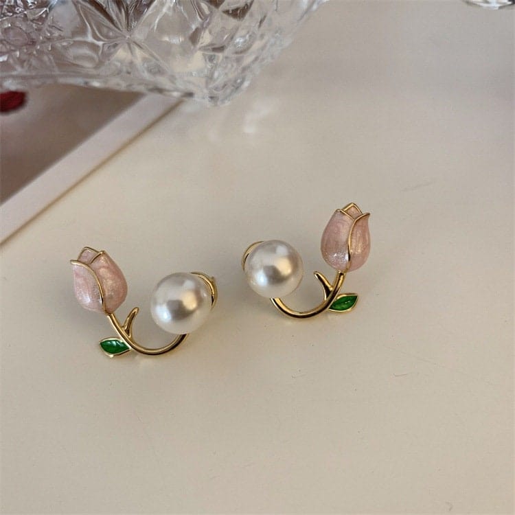 Chic Enamel Tulip Pearl Earrings