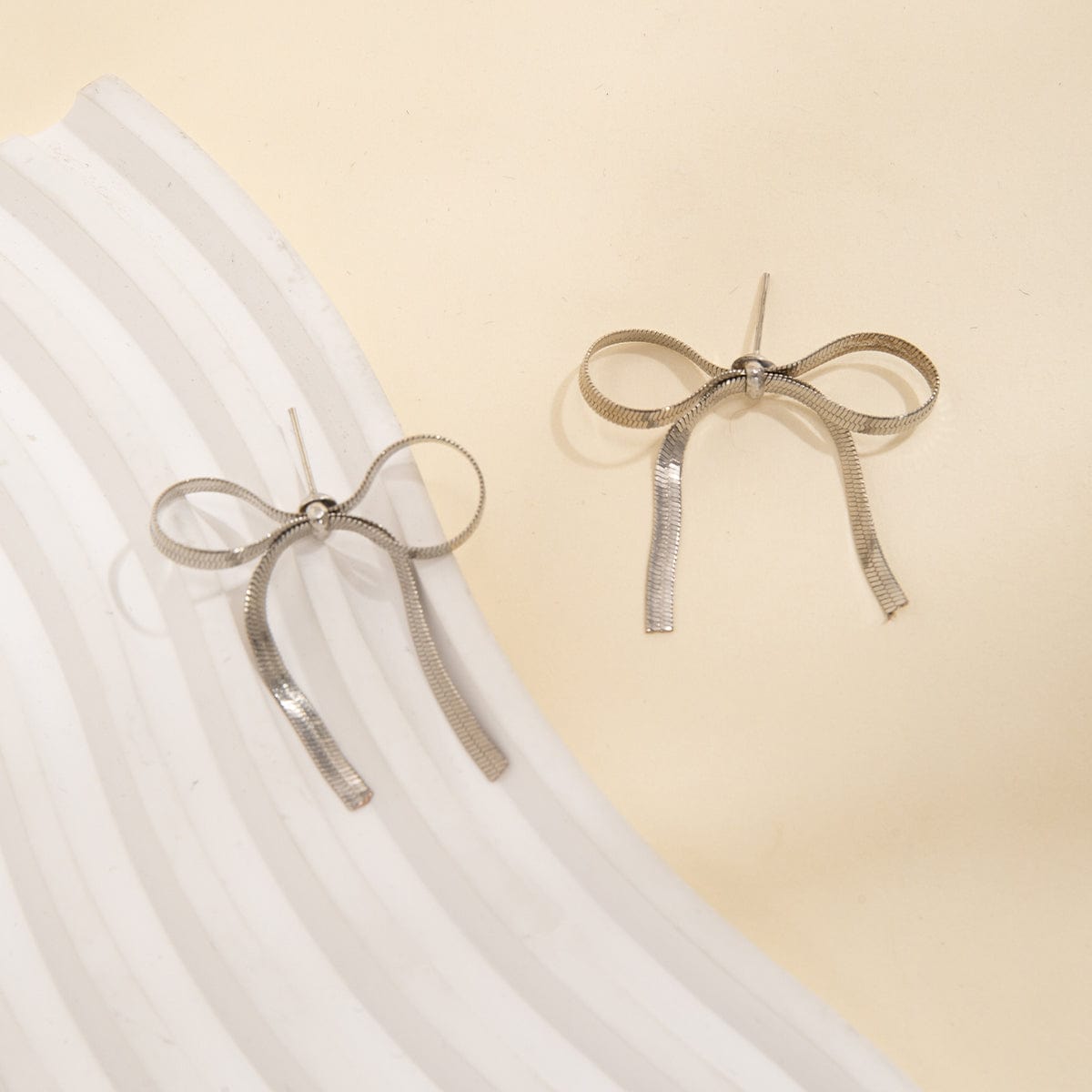 Chic Gold Silver Tone Ribbon Earrings