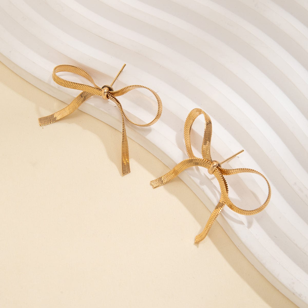 Chic Gold Silver Tone Ribbon Earrings