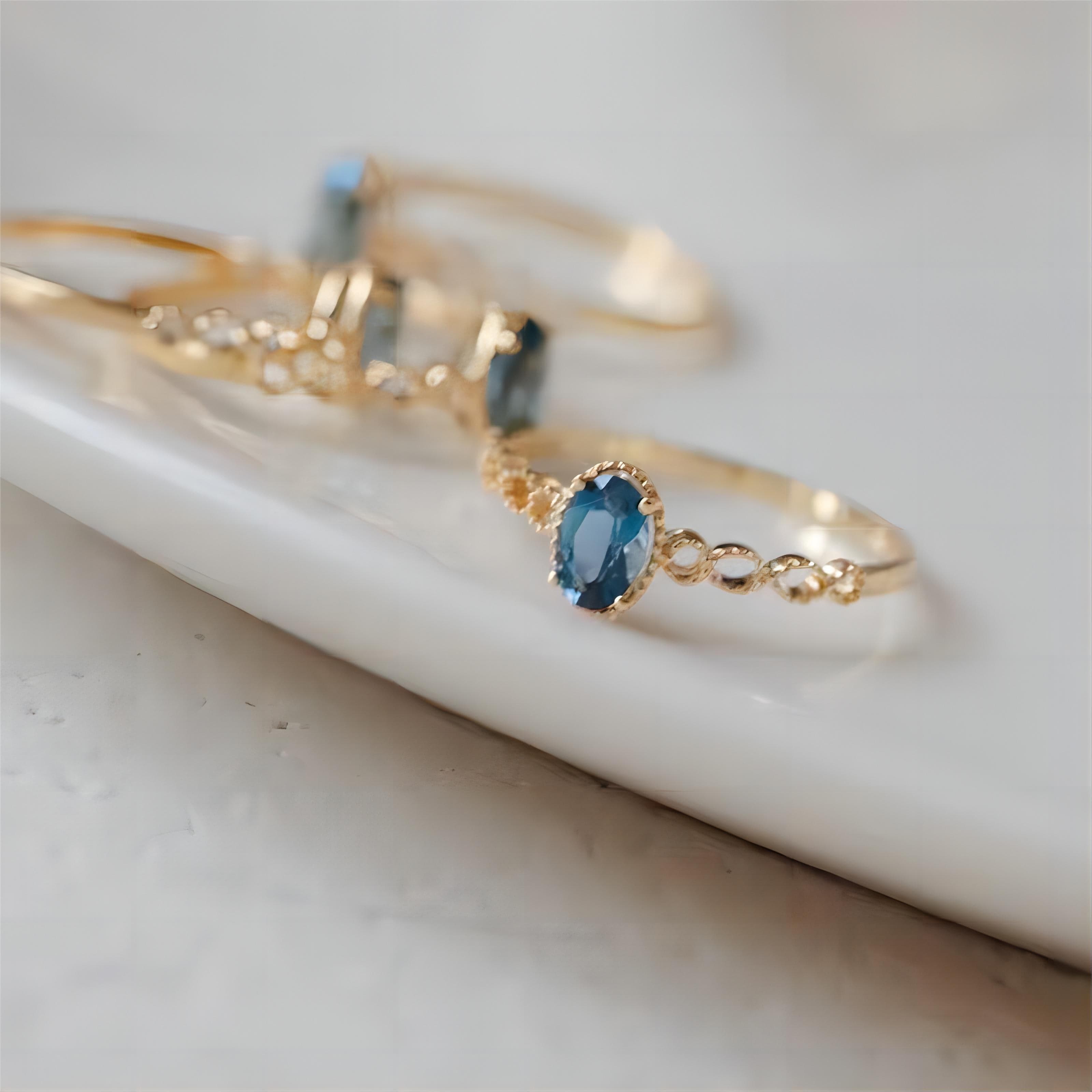 Chic Hollowed-out Sea Blue Topaz Ring