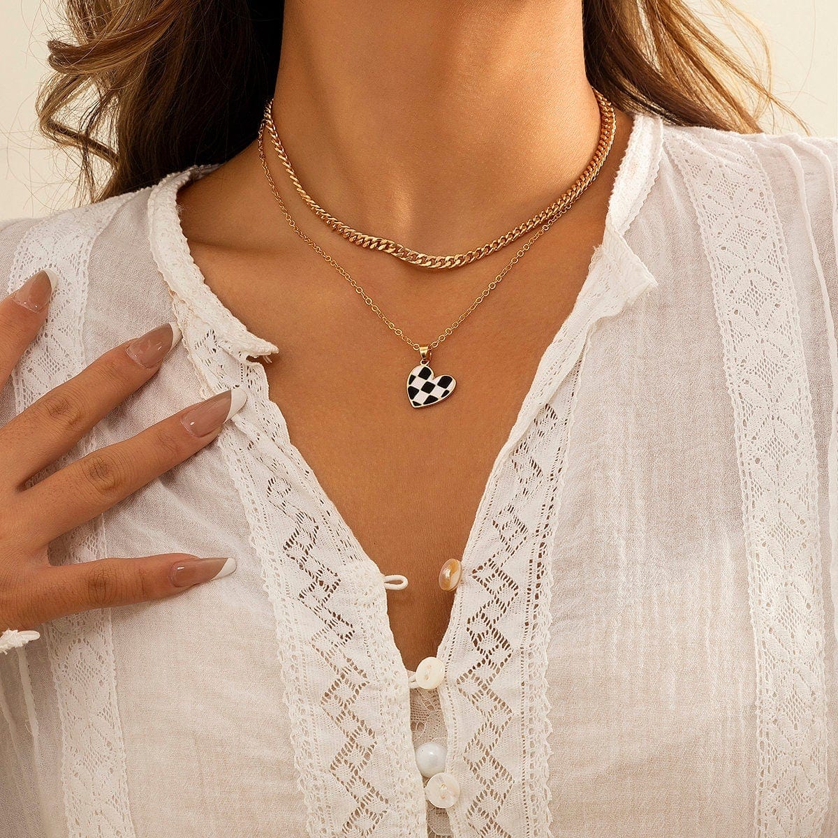 Chic Layered Checkered Heart Pendant Chain Necklace Set