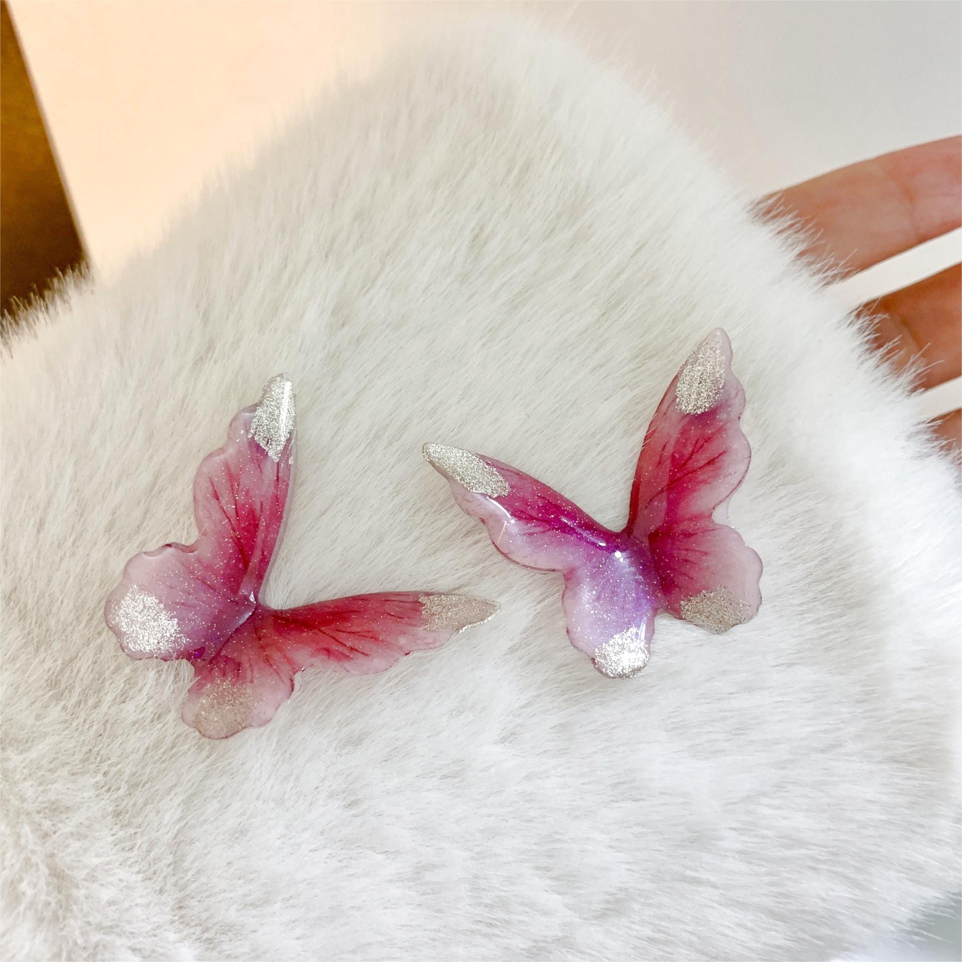 Chic Pink Butterfly Dangle Earrings