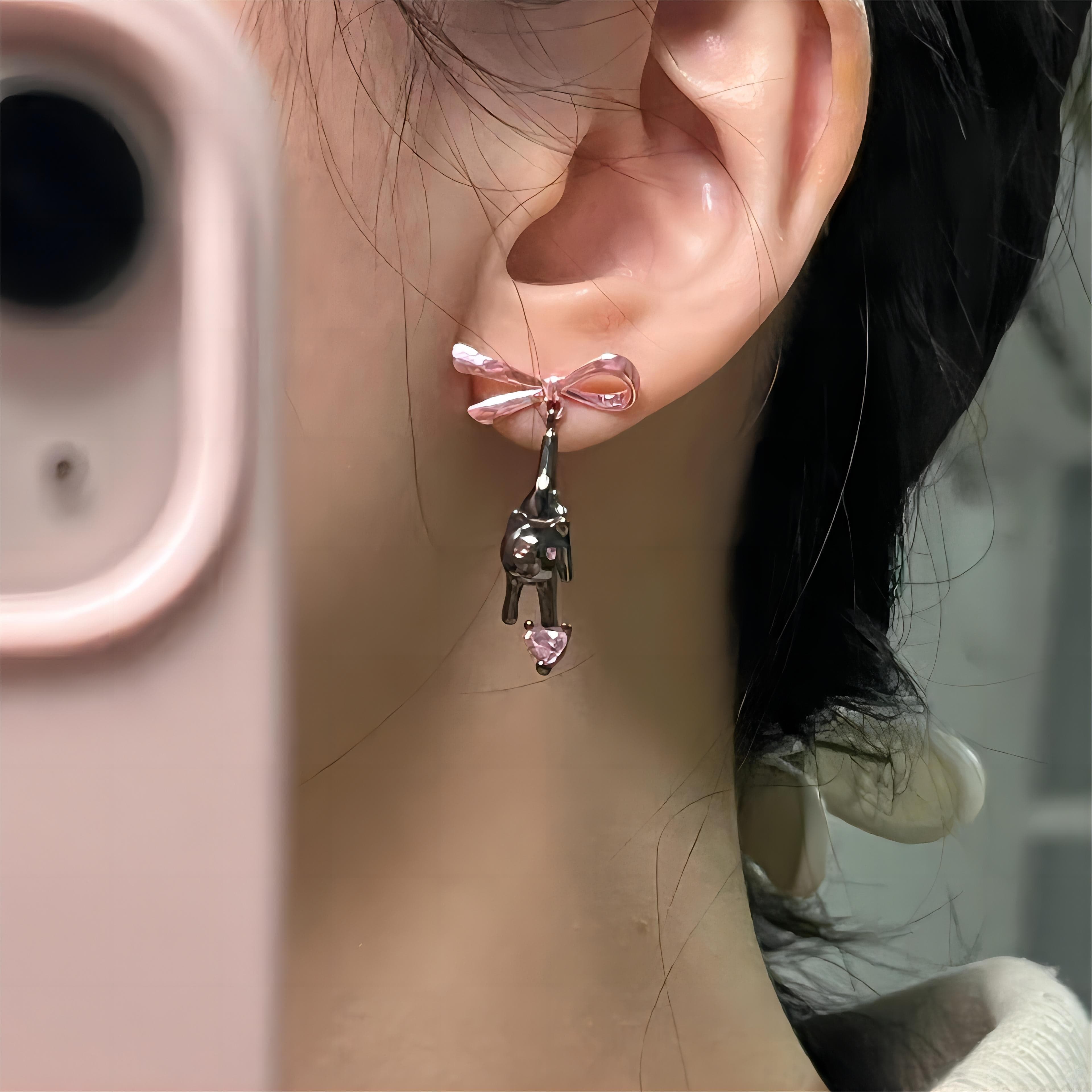 Chic Pink Crystal Heart Dangling Ribbon Cat Earrings