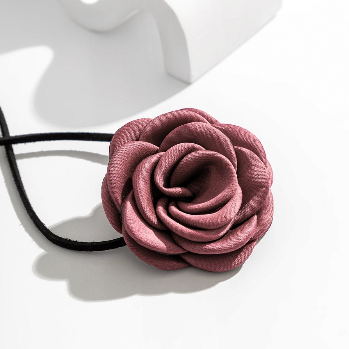 Chic Rose Flower Velvet Collar Choker