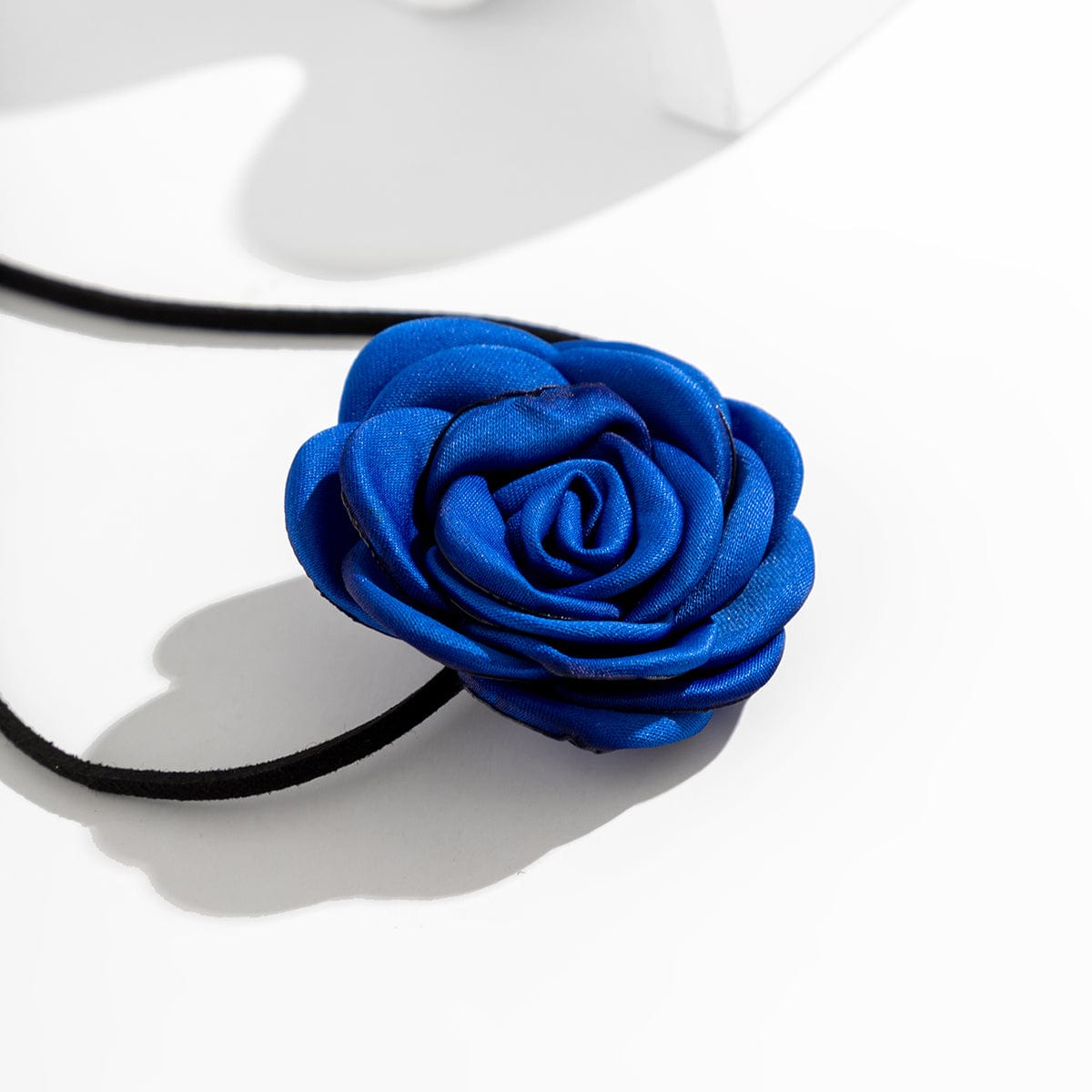 Chic Rose Flower Velvet Collar Choker