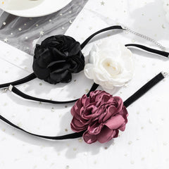 Chic Satin Flower Velvet Fabric Collar Choker