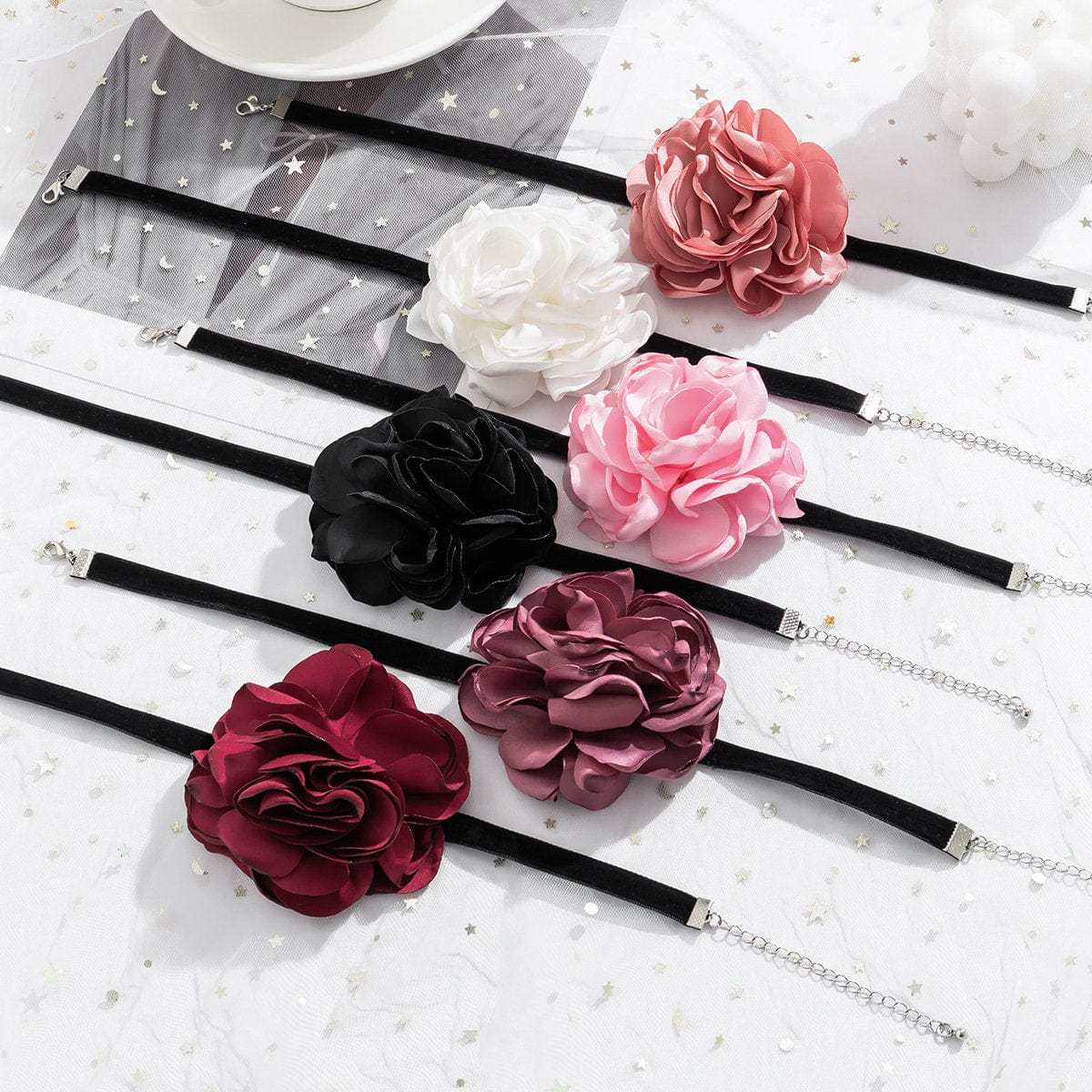 Chic Satin Flower Velvet Fabric Collar Choker