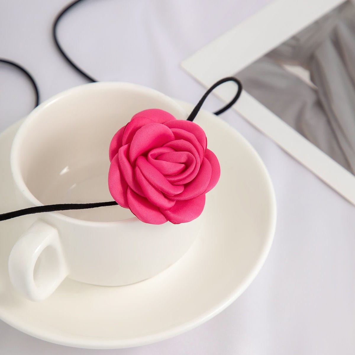 Chic Silk Rose Flower Leather String Collar Choker