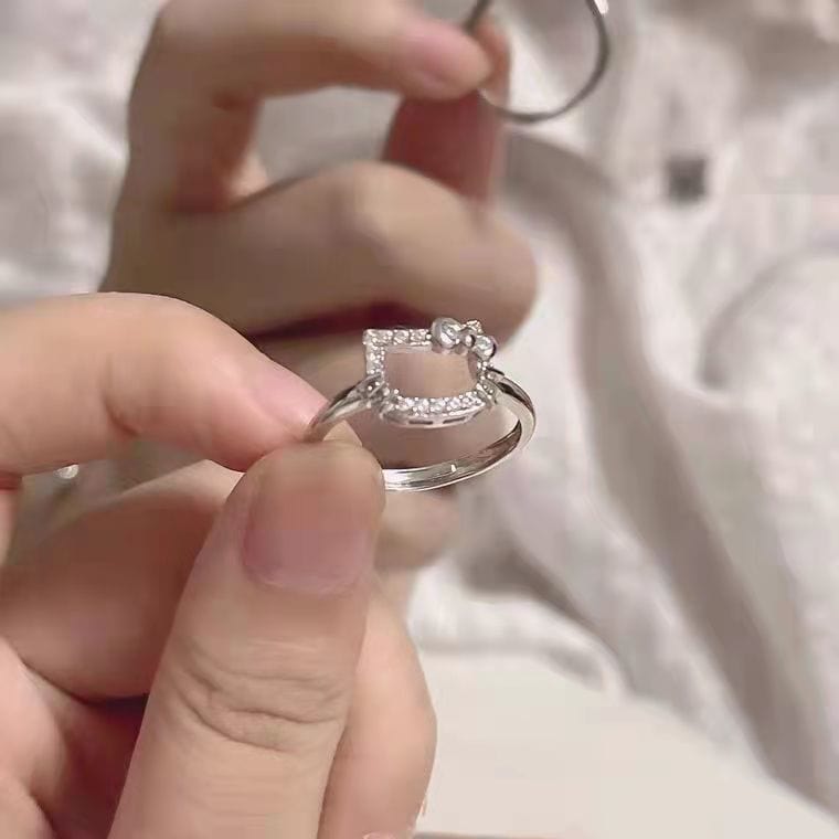 Cute Hello Kitty Ring