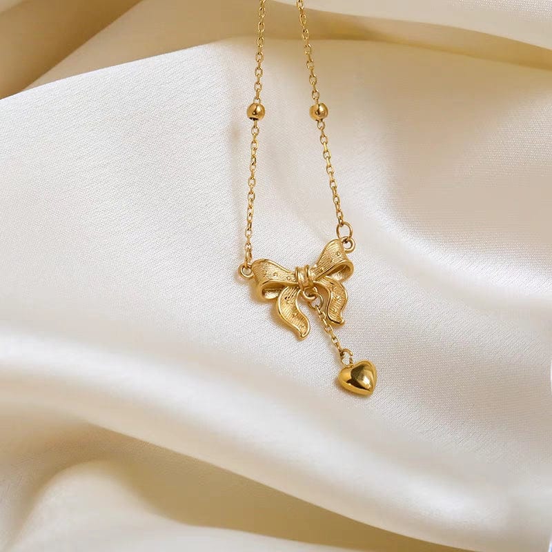 Dainty Gold Bowknot Necklace