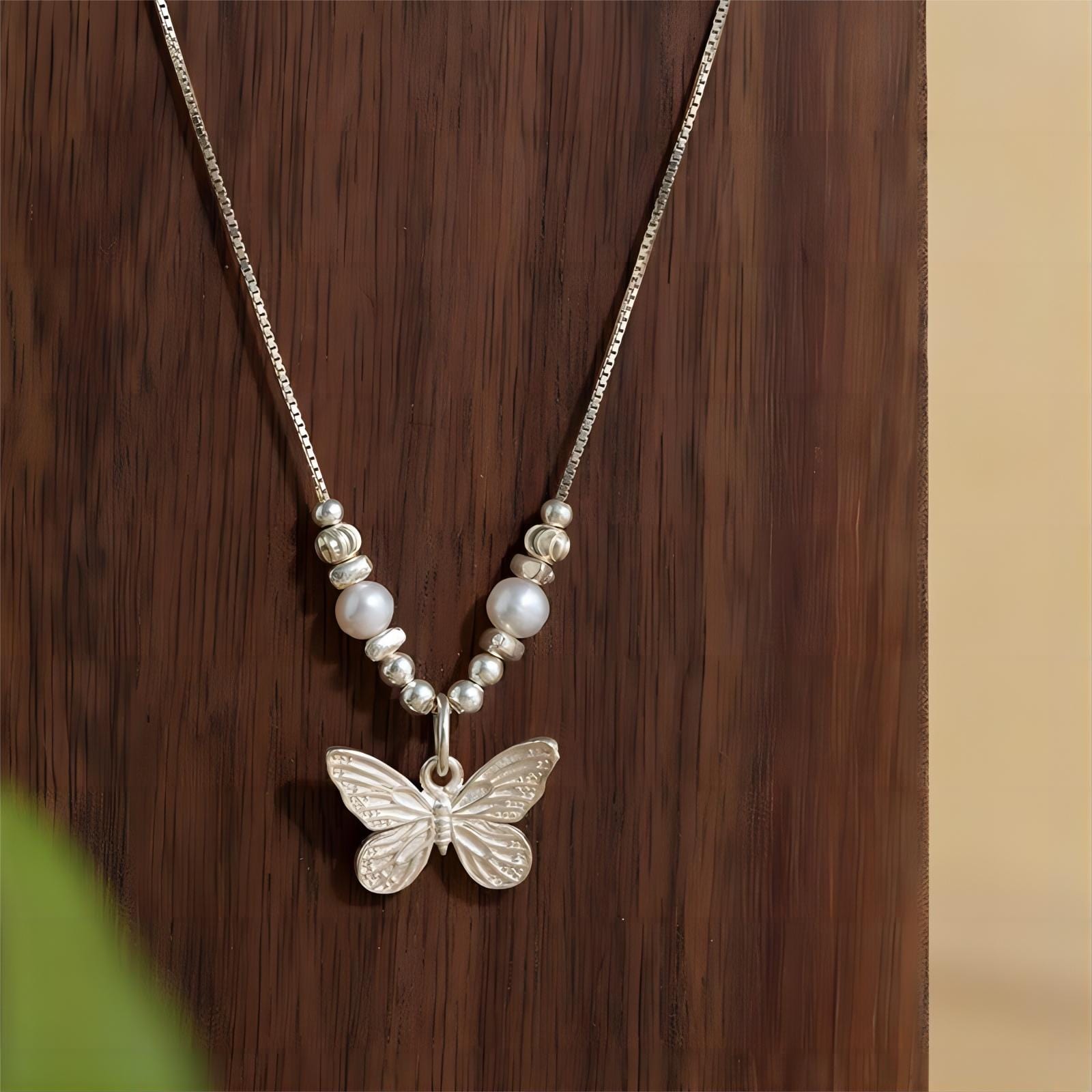 Dainty Silver Butterfly Necklace