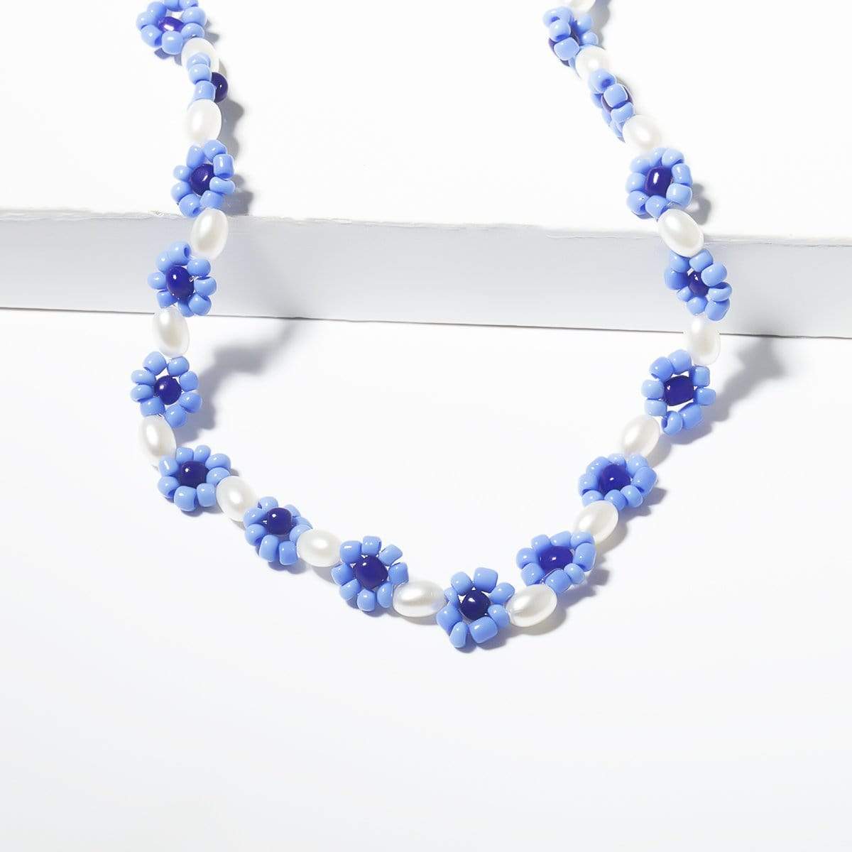 Daisy Flower Beaded Pearl Choker Necklace