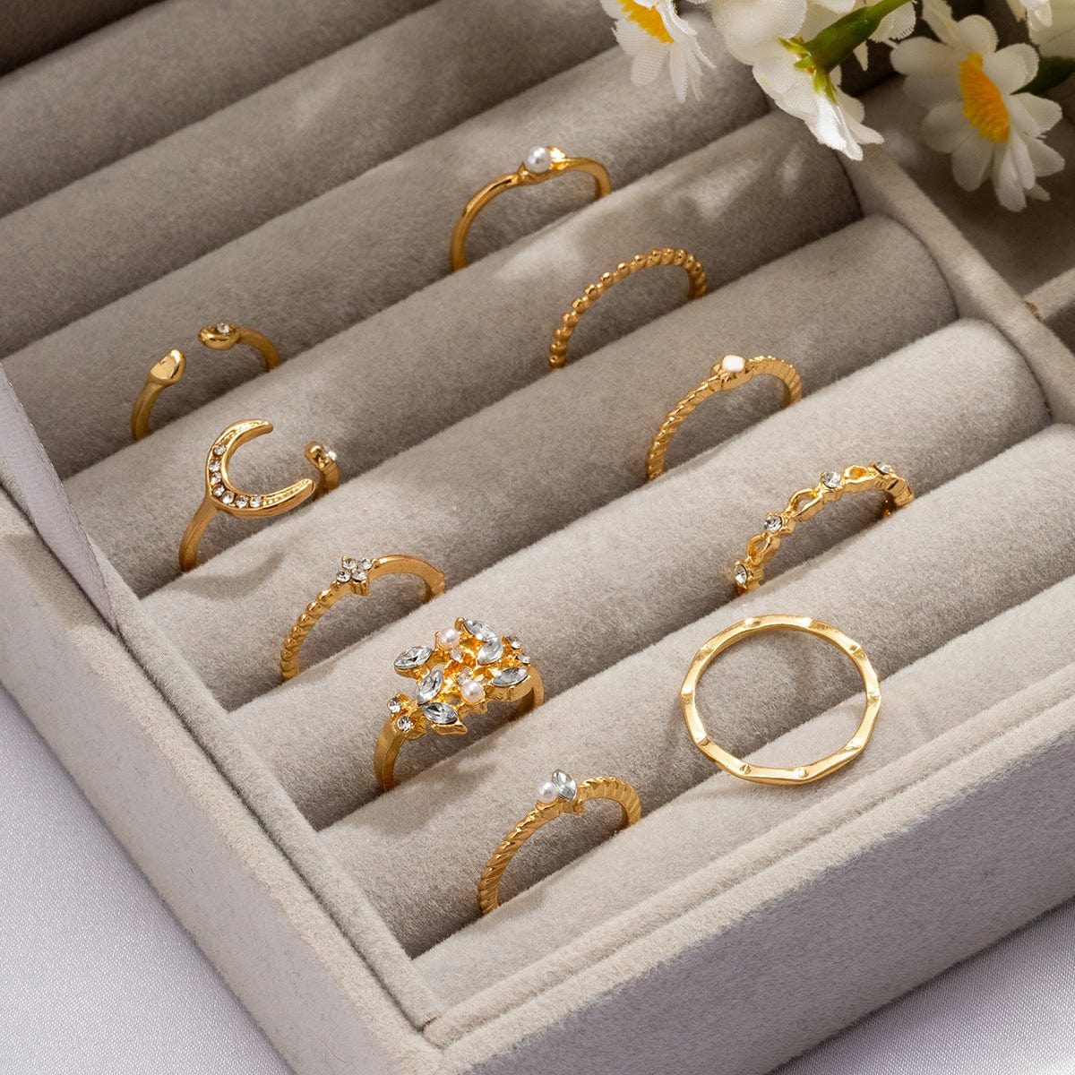 Geometric 10 Pieces CZ Pearl Inlaid Rings Set