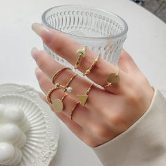 Geometric 9 Pieces Metallic Rings Set