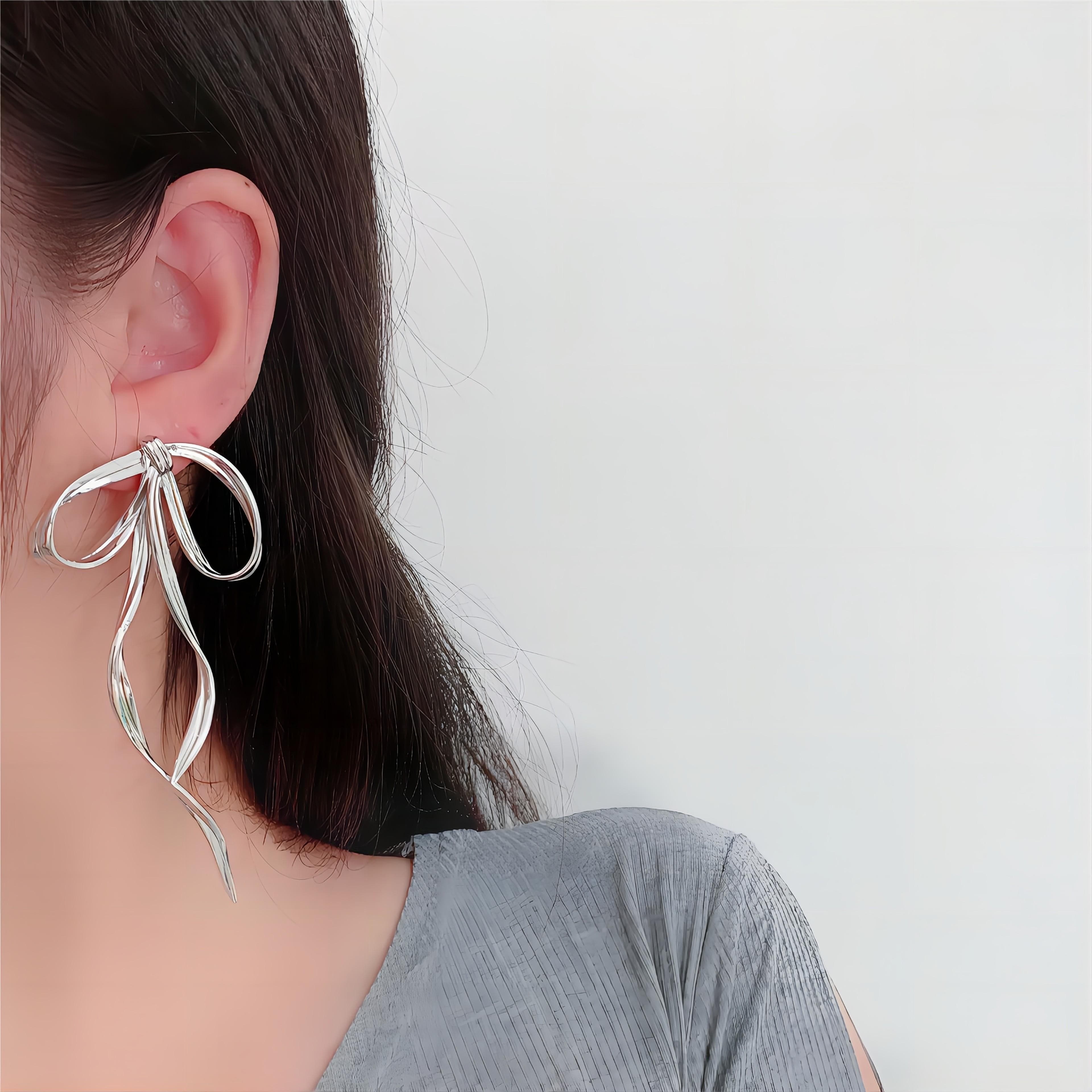 Geometric Ribbon Dangle Earrings