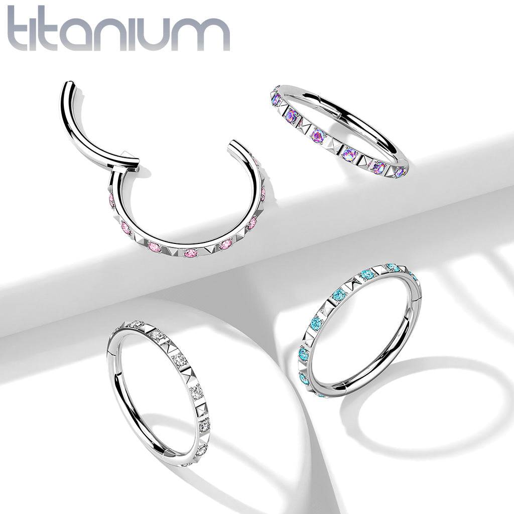 Titan-Klickerring mit Scharnier und geriffeltem Zirkonia in Implantatqualität
