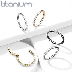 Titan-Klickerring in Implantatqualität, Roségold-PVD, leicht aufklappbar, weißer Zirkonia, Pavé