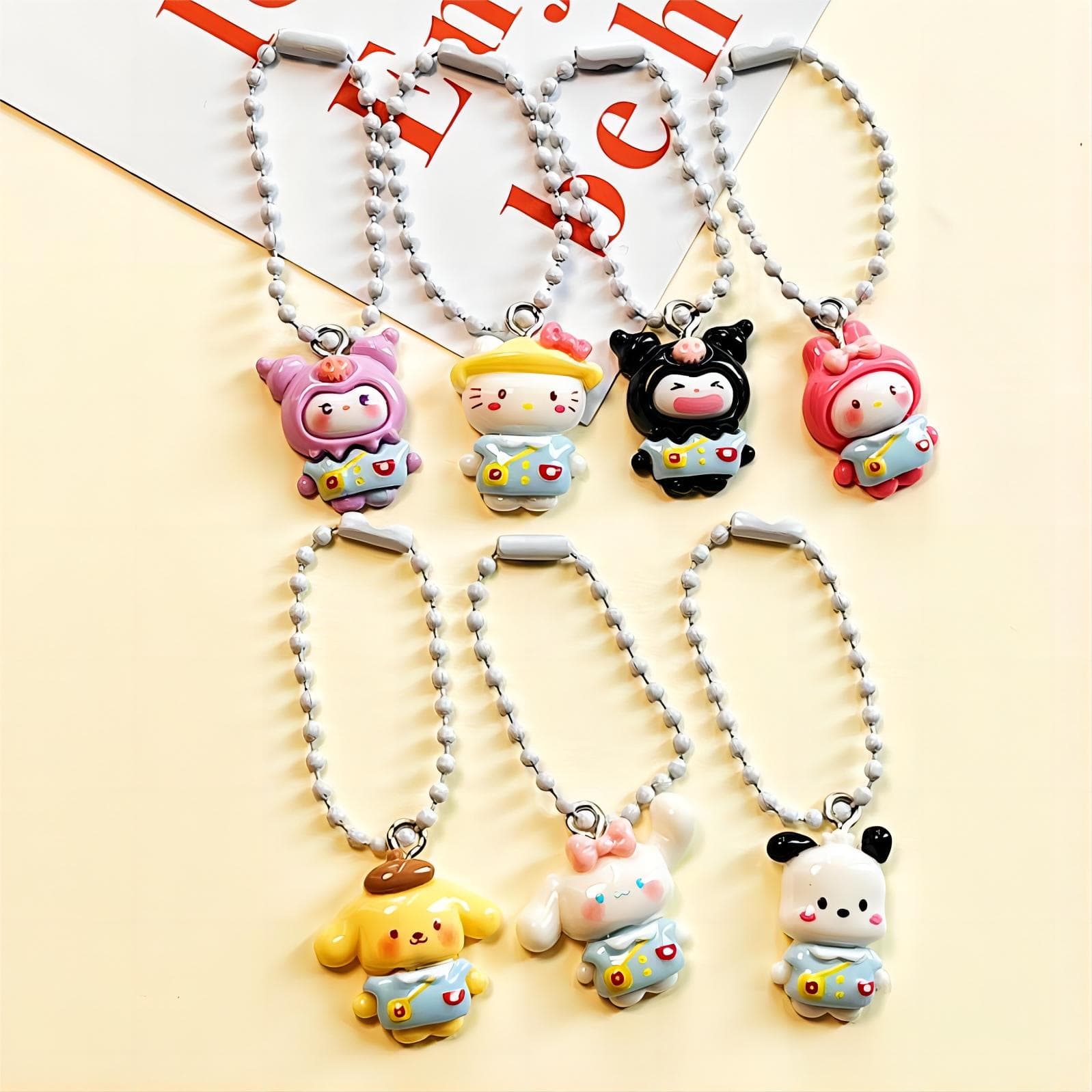 Kawaii 7 Pieces Sanrio Keychain Set