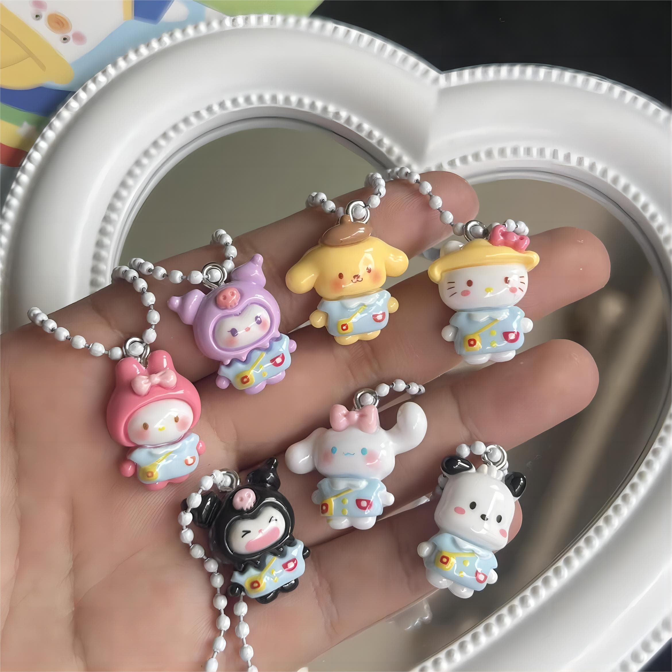 Kawaii 7 Pieces Sanrio Keychain Set